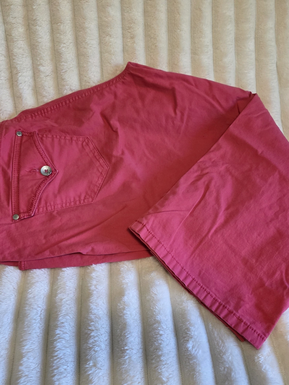 Bandolino Hot Pink Capris